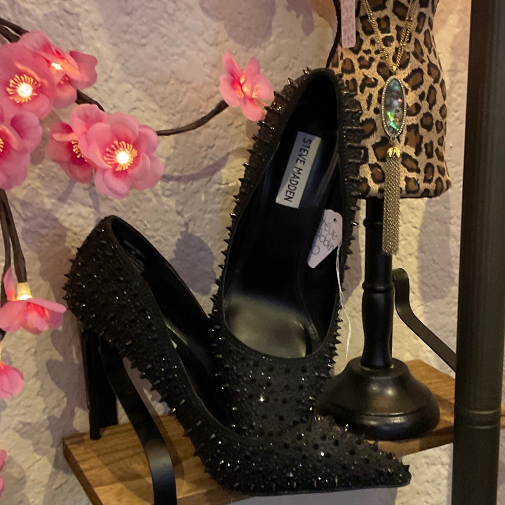 Steve Madden Black Spiked Crystal Pointed-Toe Pumps